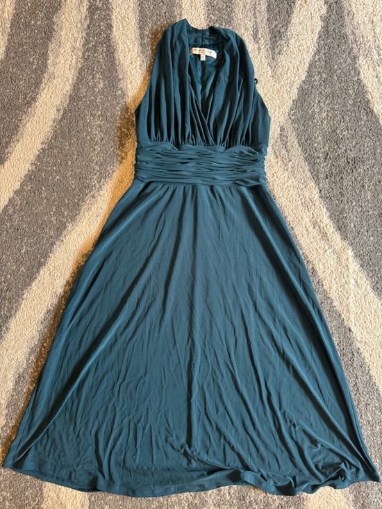 Evan Picone Dresses & Skirts - Evan Picone Teal Halter-Style V-Neck Dress